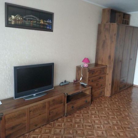 Двокімнатна Квартира 尤日内 外观 照片