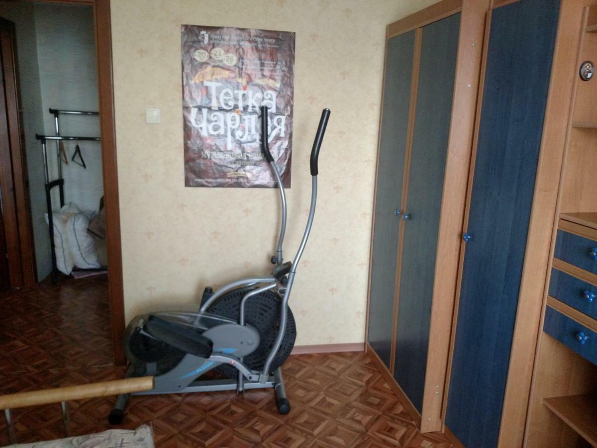 Двокімнатна Квартира 尤日内 外观 照片